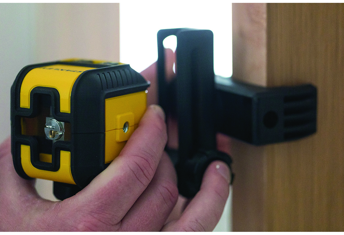 Απεικονίζεται η χρήση του αλφαδιού.